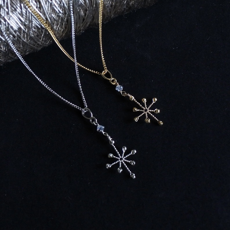 小枝ネックレス【星影】小枝ピアス　小枝イヤリング　ワイヤーアクセサリー　スワロフスキー　星