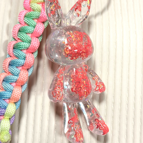 267 パールピンク✴うさぎ✴レジンヘアゴムキーホルダーブローチ 267