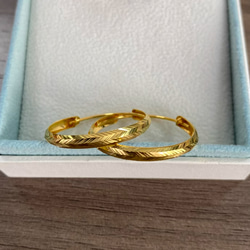 ★★24K★★（両耳）K24純金彫刻フープピアス直径2.4cm24金ピアス24K純金ピアス24金つけっぱなしOK 6枚目の画像