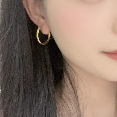 K14 ピアス【刻印あり】フープ型両耳ピアス 楽天市場】フープ ピアス ダイヤ カット K14 ホワイトゴールド