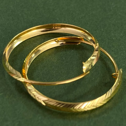 ★★24K★★（両耳）K24純金彫刻フープピアス直径2.4cm24金ピアス24K純金ピアス24金つけっぱなしOK 8枚目の画像