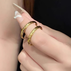 ★★24K★★（両耳）K24純金彫刻フープピアス直径2.4cm24金ピアス24K純金ピアス24金つけっぱなしOK 10枚目の画像