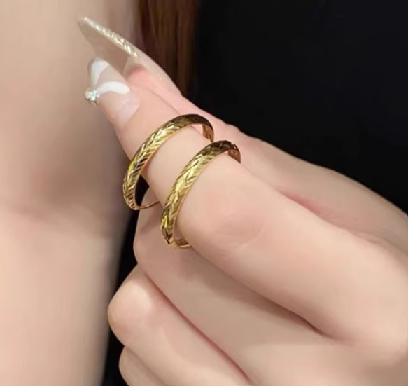 ★★24K★★（両耳）K24純金彫刻フープピアス直径2.4cm24金ピアス24K純金ピアス24金つけっぱなしOK 10枚目の画像