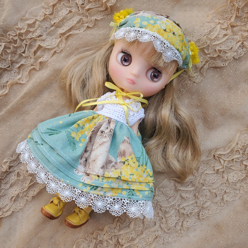 ミディブライス モンストドールサイズ 受注生産 猫とミモザ柄 その他