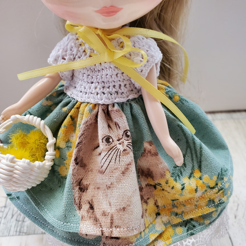 ミディブライス モンストドールサイズ 受注生産 猫とミモザ柄 その他