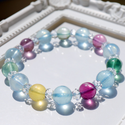 煌く水面のようなアクアマリンとマルチカラー（ミックスカラー）の