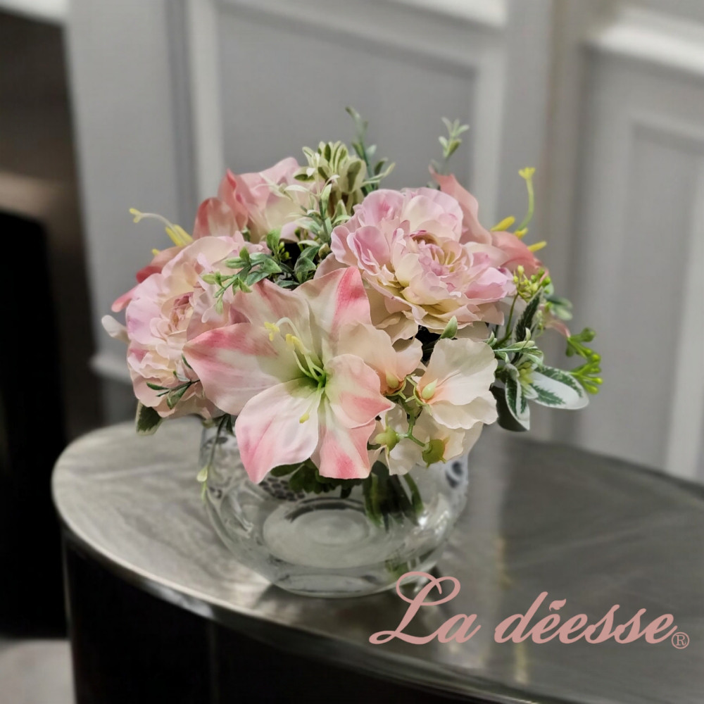 優しい気持ちにさせるピンクのお花が可愛い♪エレガントにお部屋を彩るウォーターアレンジ♪Creema限定春の超早割2025