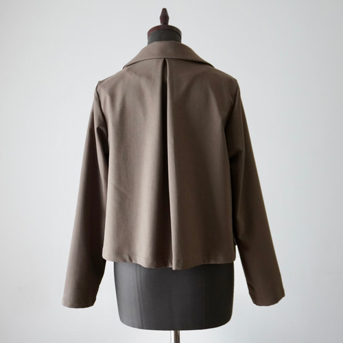 セットアップ テーラード・ダブルショートジャケット&変形タックパンツ