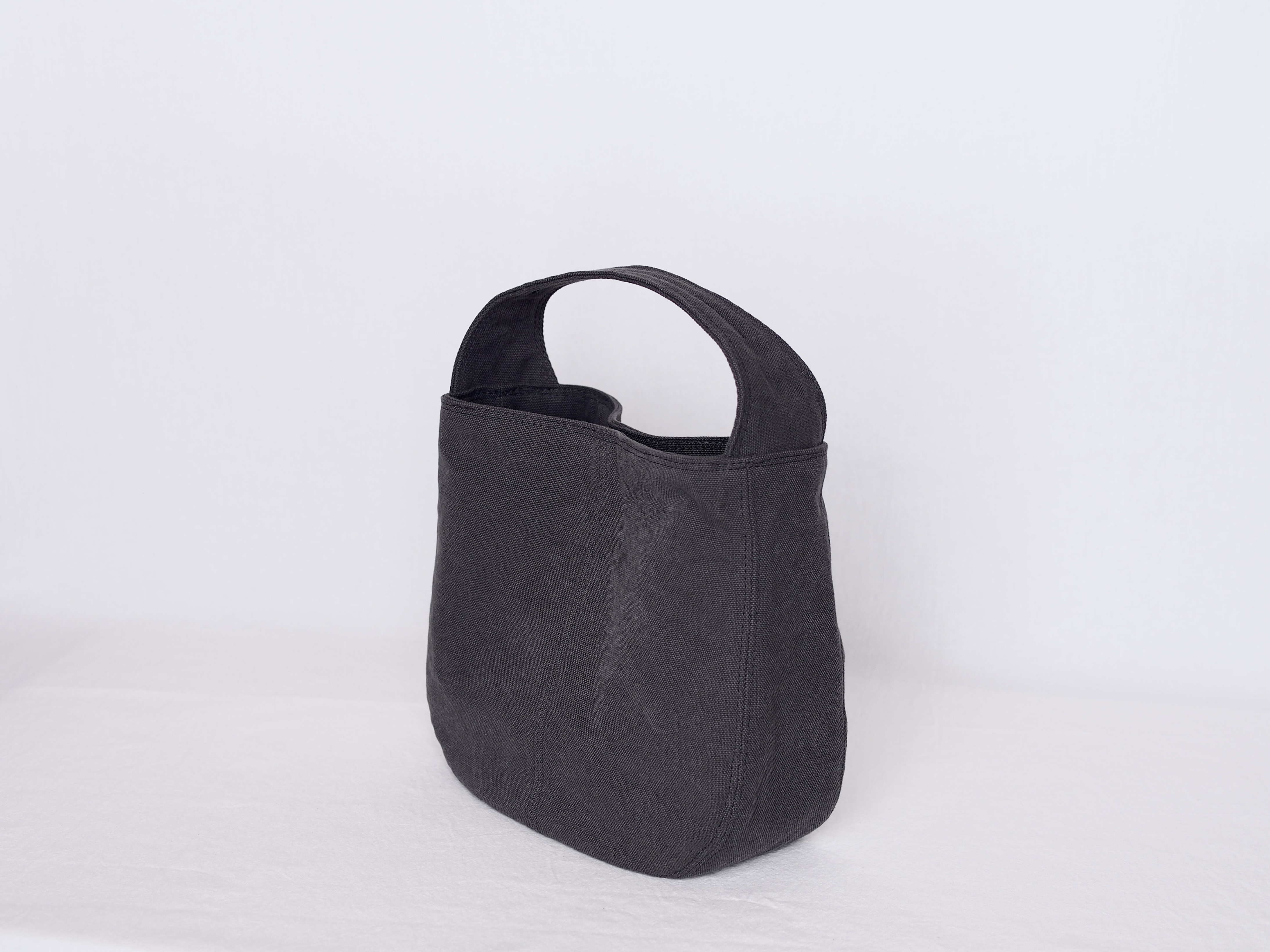 倉敷帆布のまぁるいトート　チャコールグレー