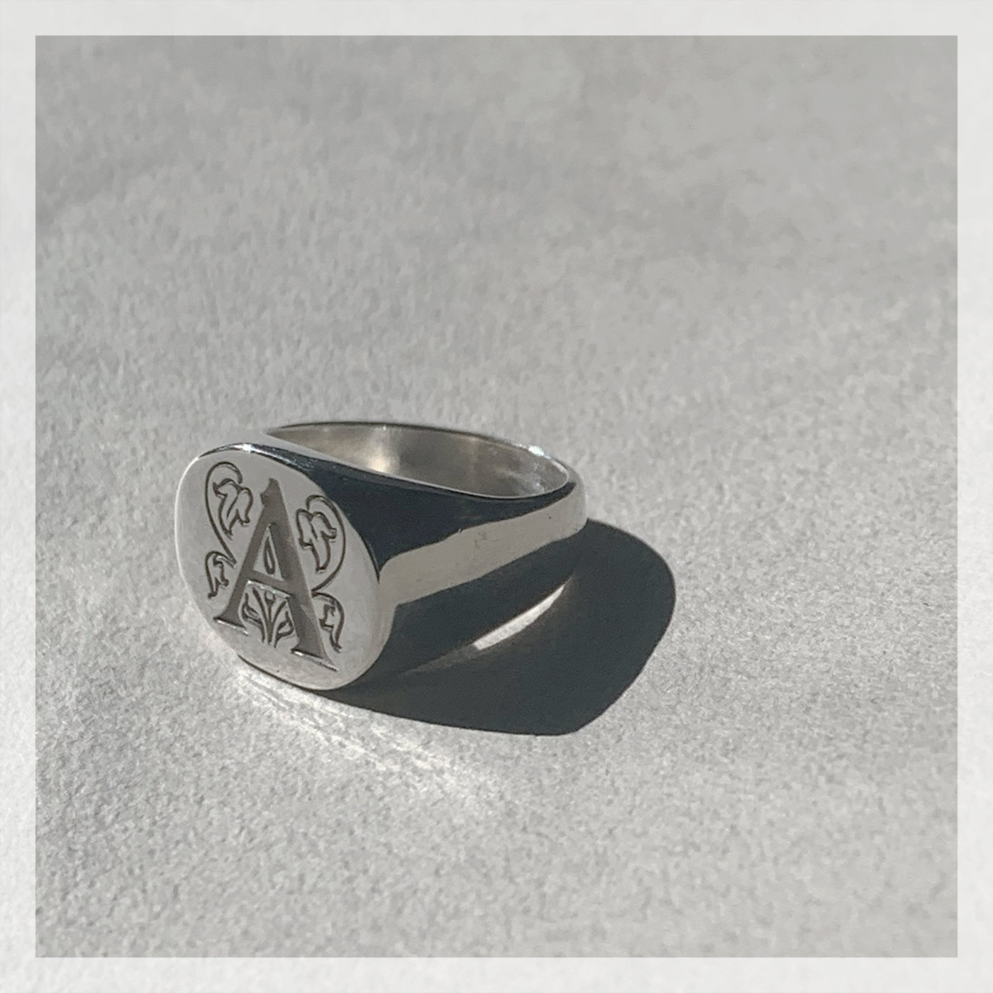 ＜SV925＞オーバルのシグネットリング（刻印セミオーダー）