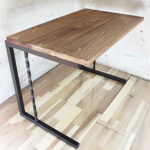 アイアンレンジラック・角鉄ネジり仕様 棚・シェルフ・ラック