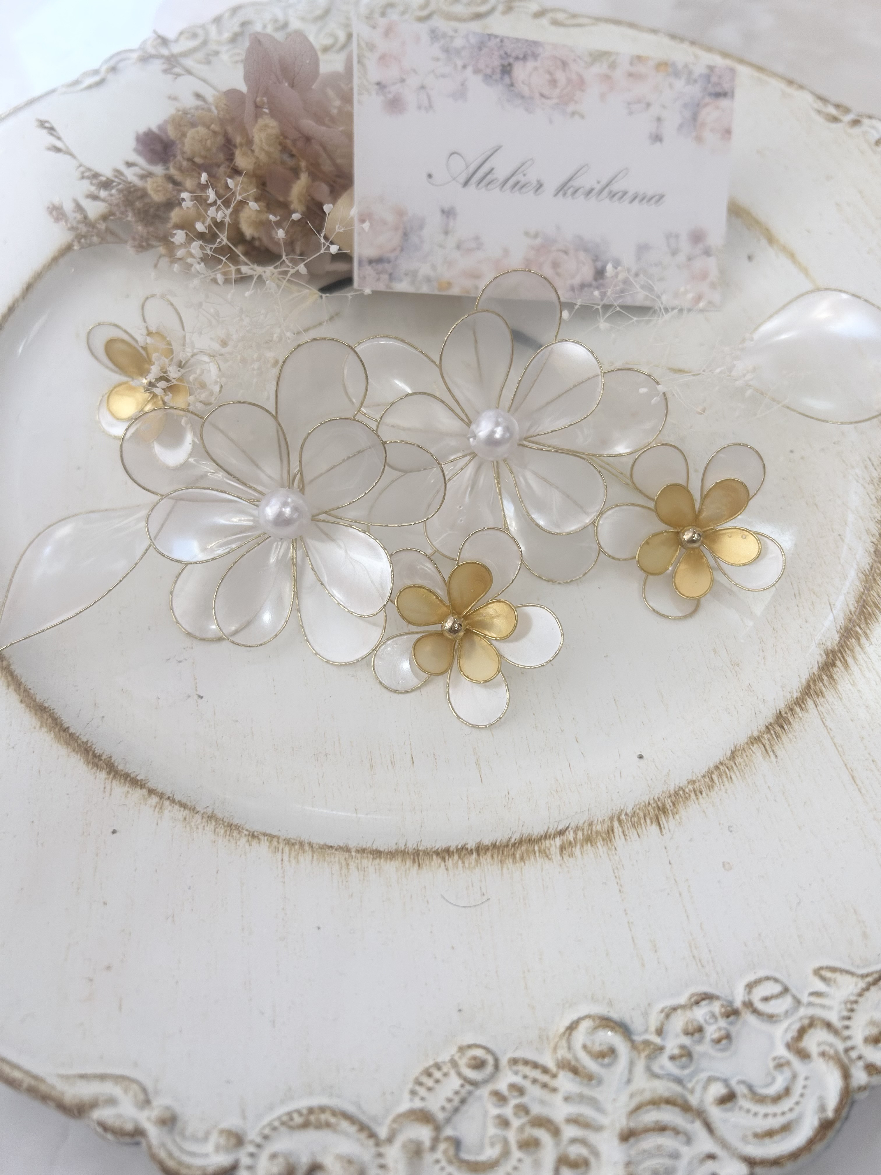 アメリカンフラワー　髪飾り　結婚式　卒業式　成人式