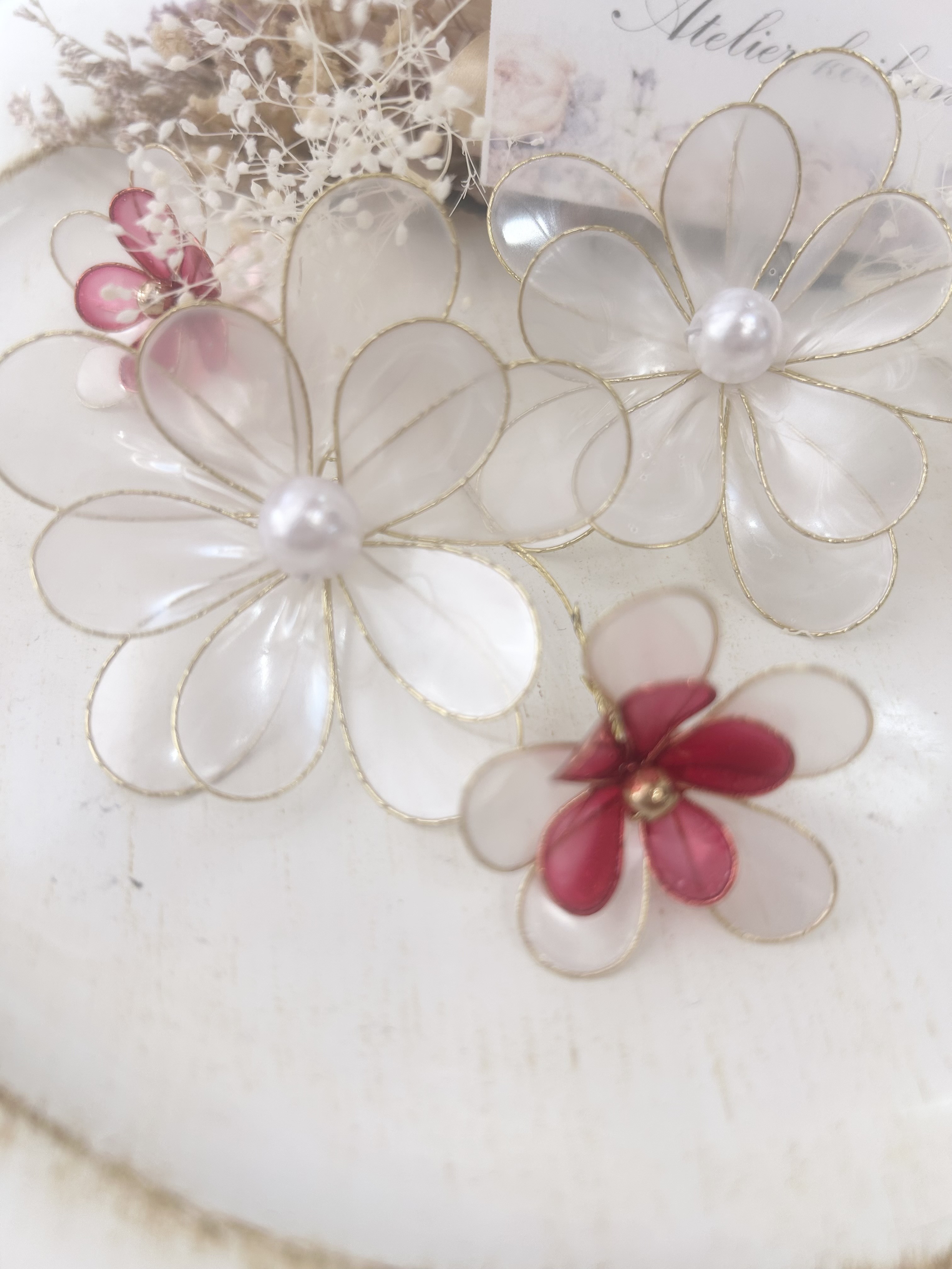 アメリカンフラワー　髪飾り　結婚式　卒業式　成人式