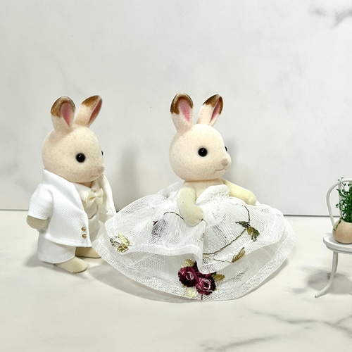 うさぎの花嫁ウェディングドレス&花婿スーツのセット その他人形