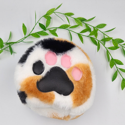 おにぎりポーチ もふもふにくきゅう 三毛猫 肉球 ネコ おむすび ランチ