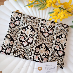 20㌢】通帳が入る贅沢インド刺繍ポーチ ブラックピンク ポーチ iikao