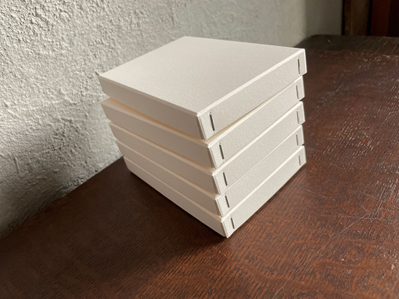 ステッチャーかぶせBOX　L判サイズ　ケース 10個　白　ギフトボックス　紙箱 1枚目の画像