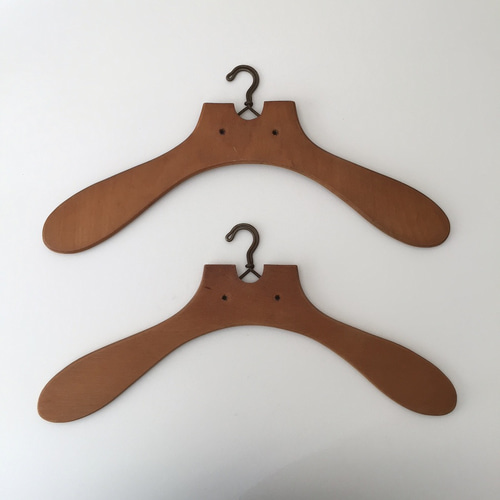 アンティーク木製ハンガー ナチュラルハンガー 無垢材 模様替え 新生活