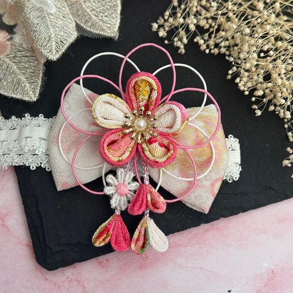 和風 ベビー ヘアバンド つまみ細工 100日祝い 百日祝い お食い初め ひな祭り 753 七五三 和 ベビー袴 髪飾り 3枚目の画像