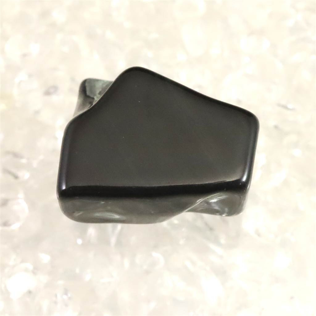 ２つ合わせて17,800円で良ければご購入下さい◾️黒曜石　隠岐の島産 2025年最新】隠岐の島 黒曜石の人気アイテム - メルカリ