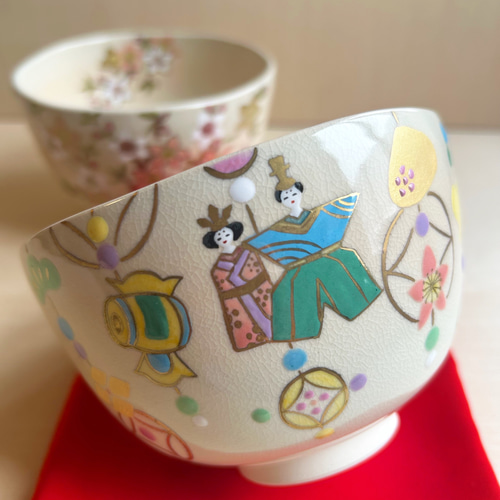 煎茶道具　賣茶好　酉年　鶏鳴盃　茶碗 ４客　共箱　V　6533 煎茶道具 賣茶好 酉年 鶏鳴盃 茶碗 4客 共箱 V 6533 - メルカリ