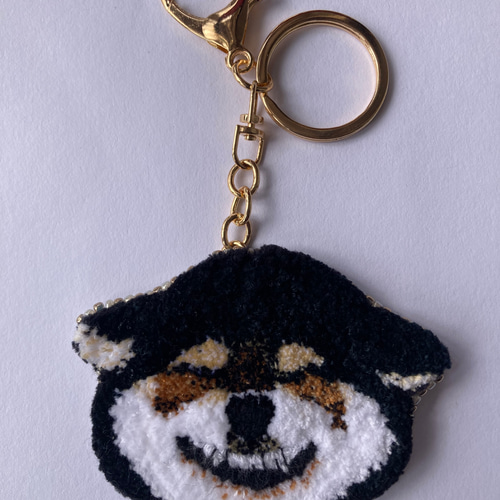 ニコニコ笑顔の柴犬✳︎パンチニードル バッグチャーム その他