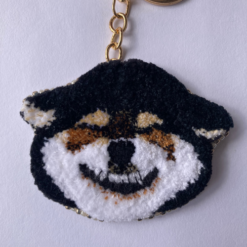 ニコニコ笑顔の柴犬✳︎パンチニードル バッグチャーム その他