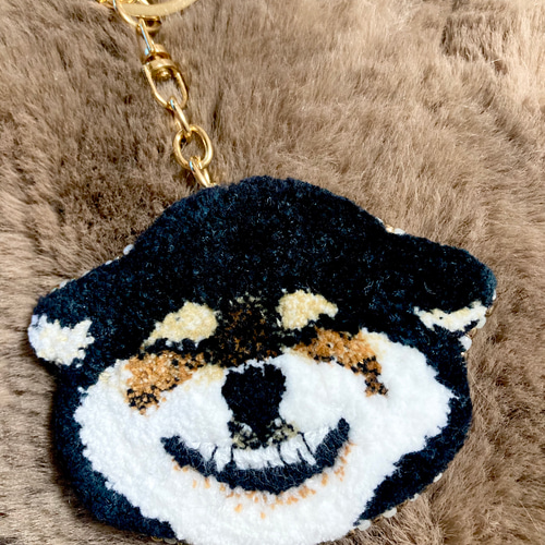 ニコニコ笑顔の柴犬✳︎パンチニードル バッグチャーム その他