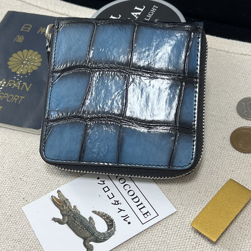 一枚革 珍しい最高級透き通る青クロコダイル財布 YKK ワニ革 鰐