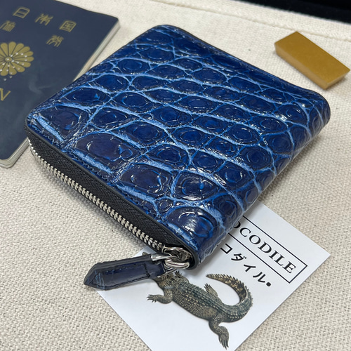 一枚革 珍しい最高級藍色クロコダイル財布 YKKラウンドファスナー ワニ