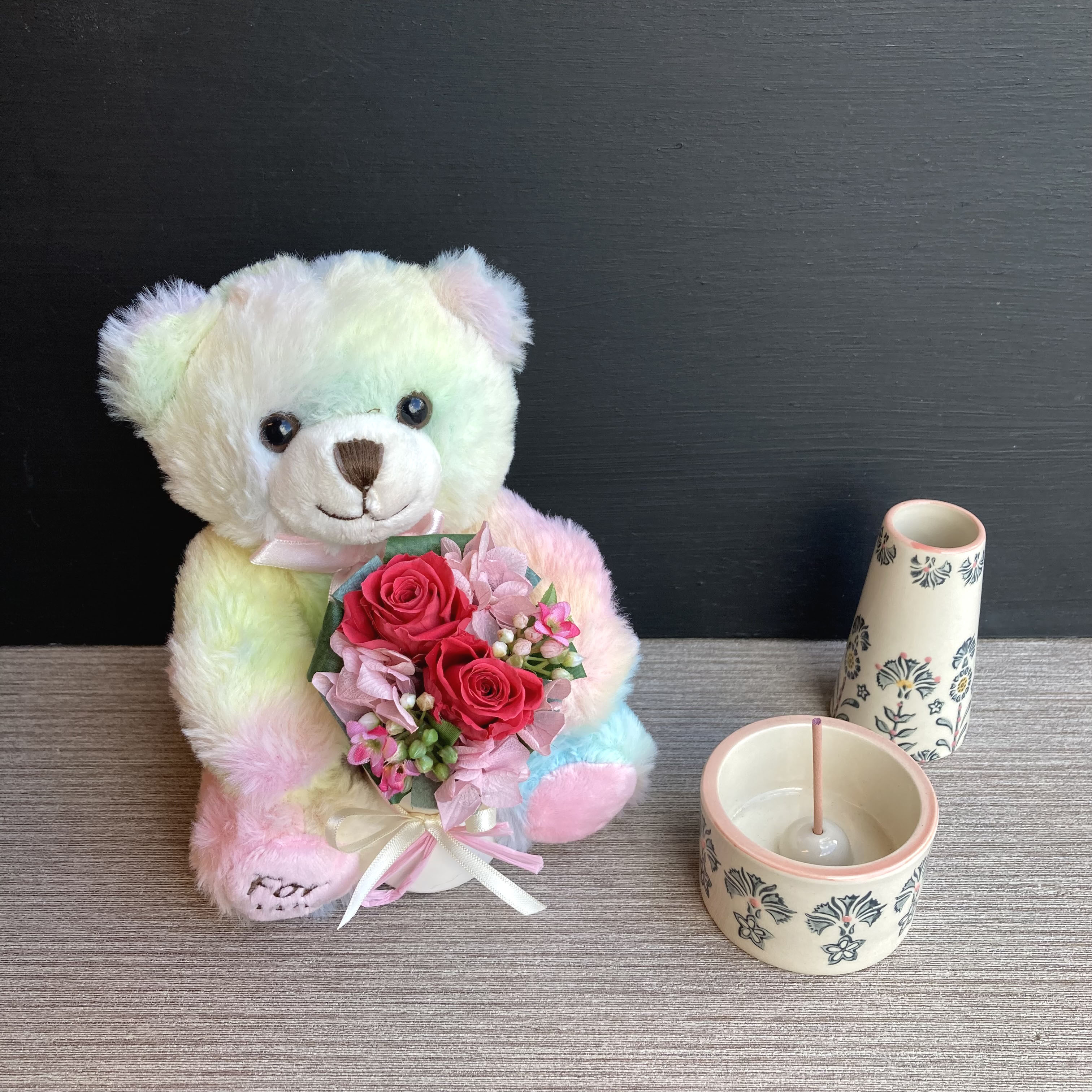 【お仏壇花・お供え】ペットちゃんのお供え花　プリザーブドフラワー／虹色