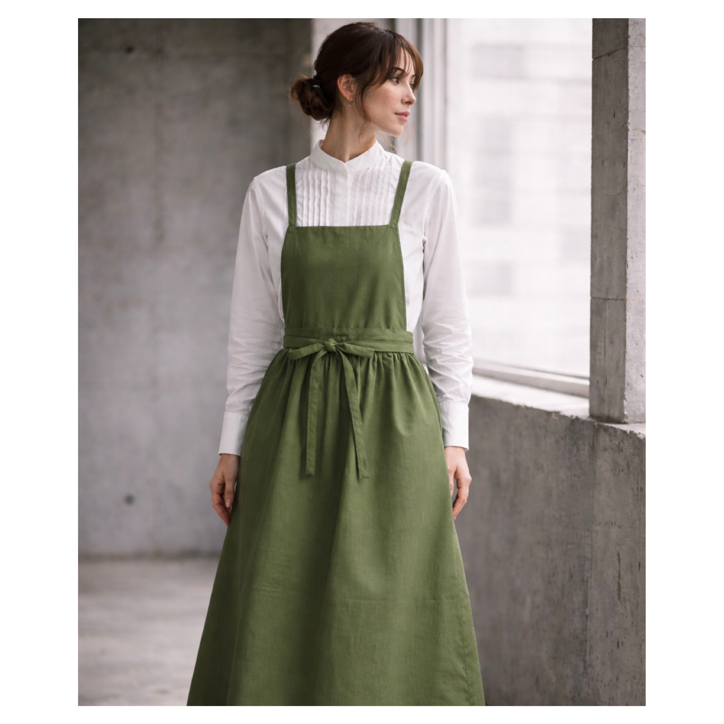 そのままお出かけリネンギャザーエプロン／おうち時間もお洒落に過ごすコットンリネンエプロン／アイビーグリーン