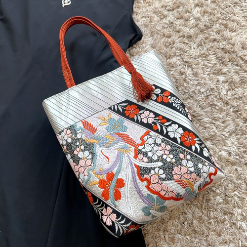 絹の帯と帯締めのバッグ 鳳凰花文柄 帯リメイク358 ハンドバッグ Ho
