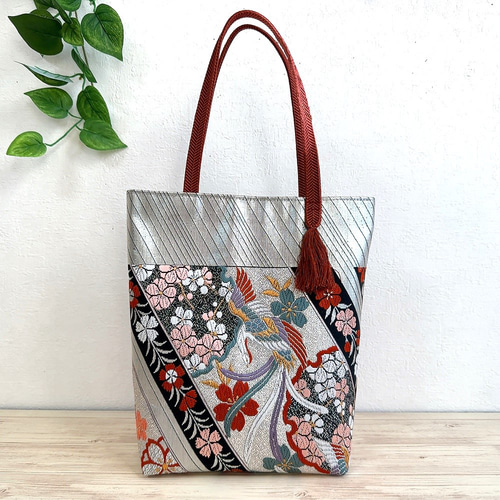 絹の帯と帯締めのバッグ 鳳凰花文柄 帯リメイク358 ハンドバッグ Ho