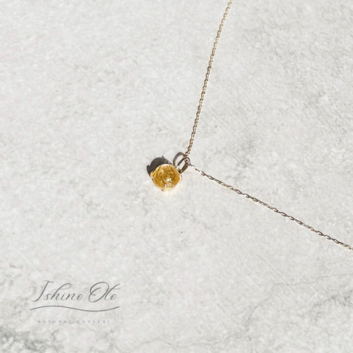 至宝の輝き 黄金の雫ペンダント④（ルチルクォーツ） 美しすぎるレインボークォーツ］一点物 ゴールドルチル クォーツ