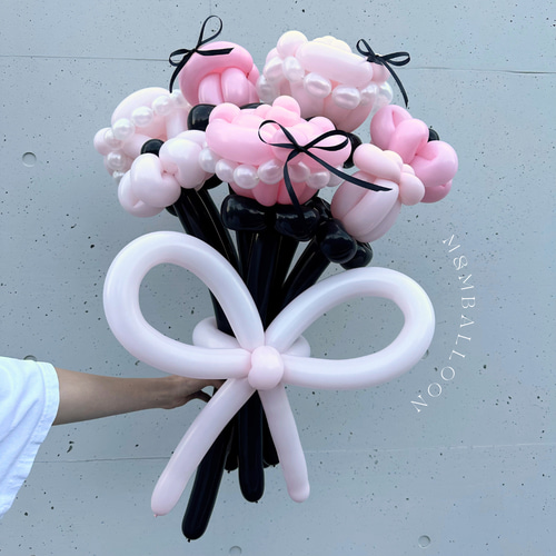 バラ　バレエコア　リボンブーケ　ウェディングブーケ　アーティフィシャルフラワー 大人気バレエコアブーケのシングルブーケ - MUKUbouquet | minne byGMO