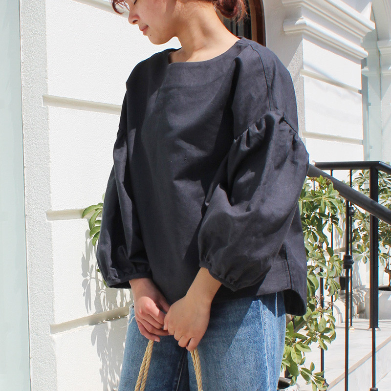 春の新作◉リネンバルーンスリーブブラウス　ブラック