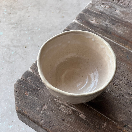 萩釉茶碗 0086 抹茶茶碗 白 手びねり 貫入 茶碗・めし碗 咲陶 通販