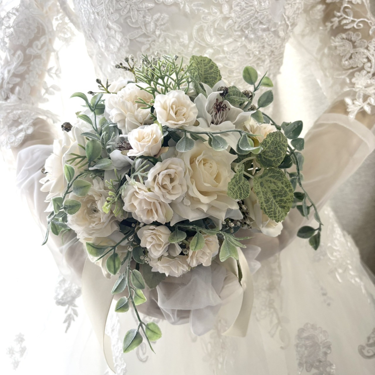 ブライダルブーケ＆プートニア(オフホワイト)