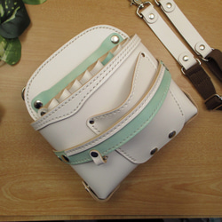 キャメル＆ディープグリーン9丁差し本革シザーケースSCA-243/CCA