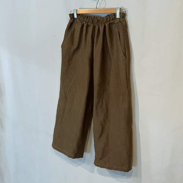 柿渋染めショート丈ワイドパンツ25006