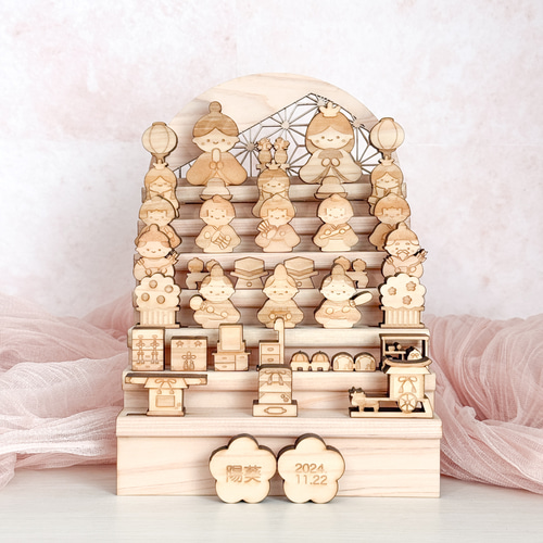 大切な人に、特別な想いを。七段ひな人形 ギフトセット 木製 雛人形