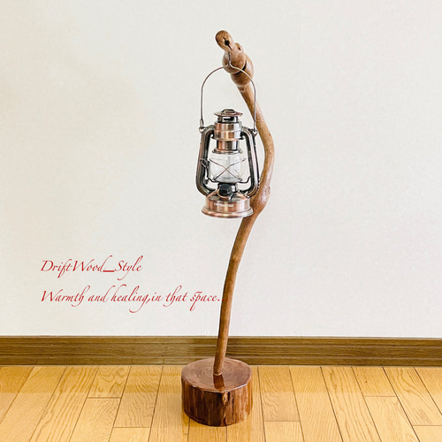 流木インテリア 芸術的な造形の蔦の流木スタンド ランタンやエア