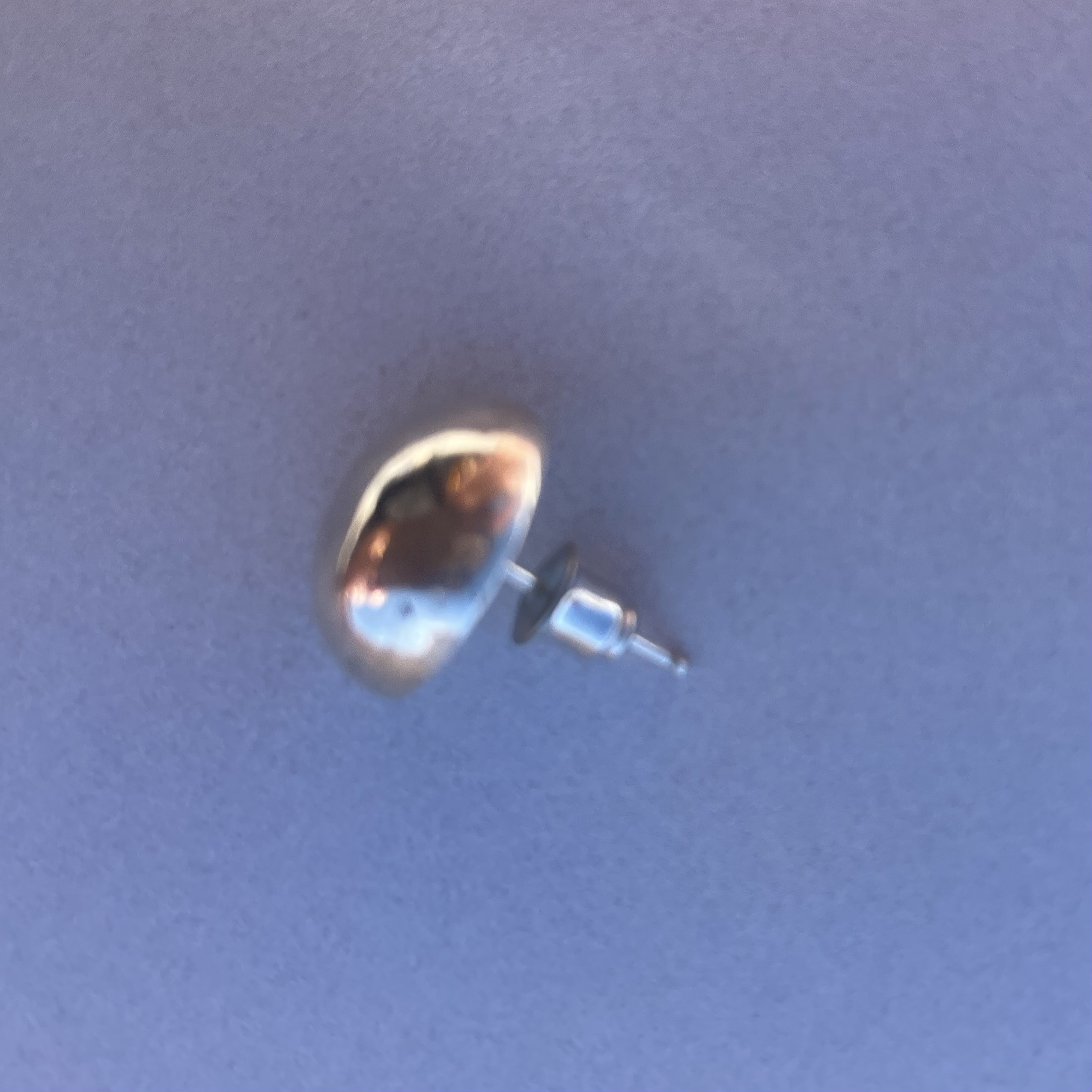 大きな泡ピアス