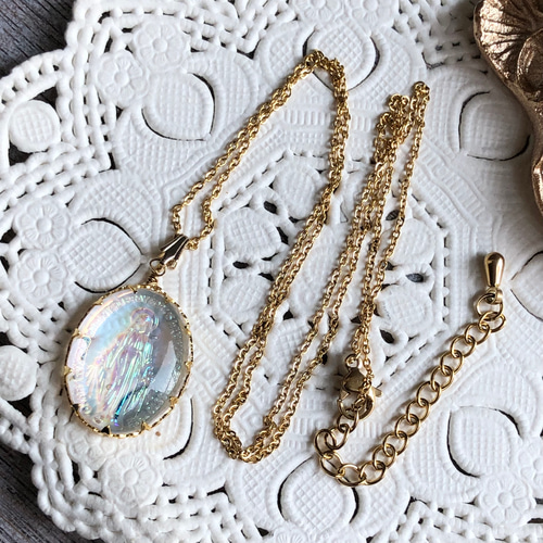 天然素材　アイボリー　ヴィンテージ アンティーク ネックレス OTONA ネックレス ロング 大ぶり ゴールド ヴィンテージな風合いと