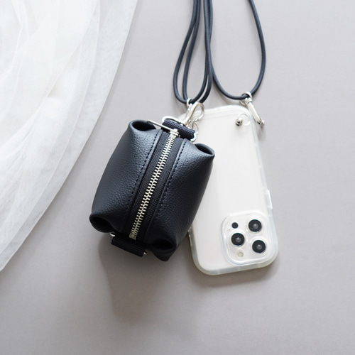 スマホポーチ バッグチャーム（モノトーン黒）スクエアポーチ カバンに