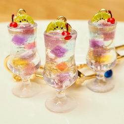 セール価格！】ピンクのさくらんぼ♡チョコミントパフェ その他雑貨