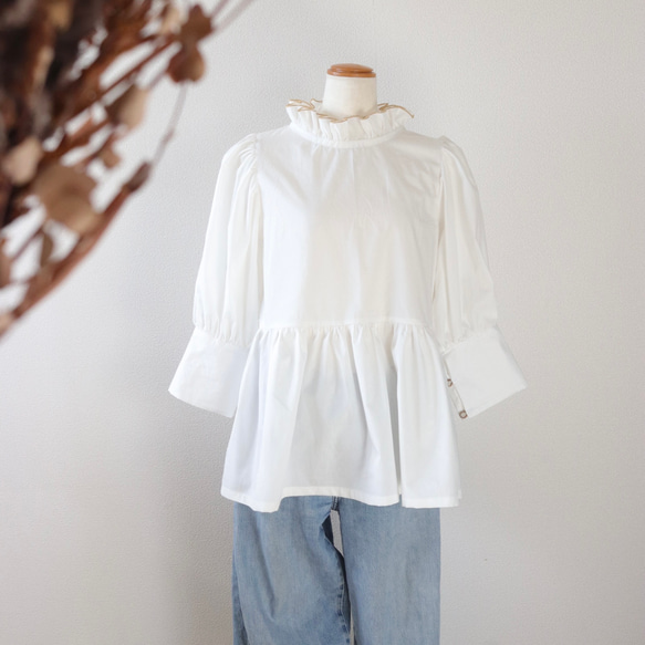 2026年3月まで】Ladies 白のフリルブラウス/フォーマルセレモニー/通勤
