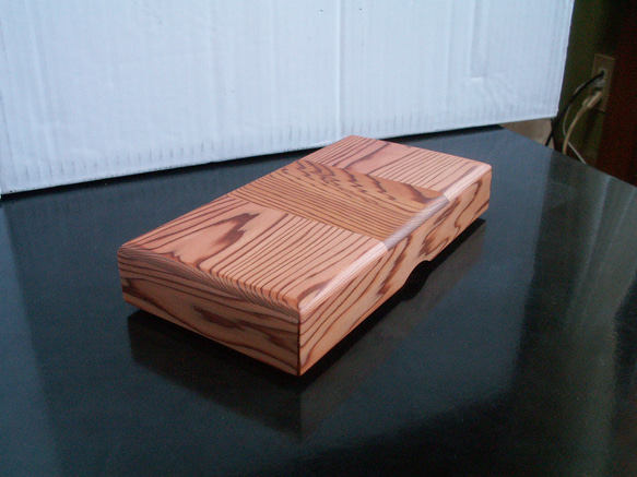 屋久杉　世界遺産！無垢木製収納ボックス 自然な木目 楽天市場】屋久杉 賽銭箱 神社 貯金箱 無垢 天然木 木製