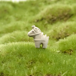 苔テラリウム用フィギュア『ハニワ馬』テラコッタ色or白色 8枚目の画像